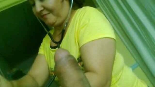 Favorit :  Pirang mengisap kontol xxx tante cantik besar sementara yang lain menidurinya Panas porno
